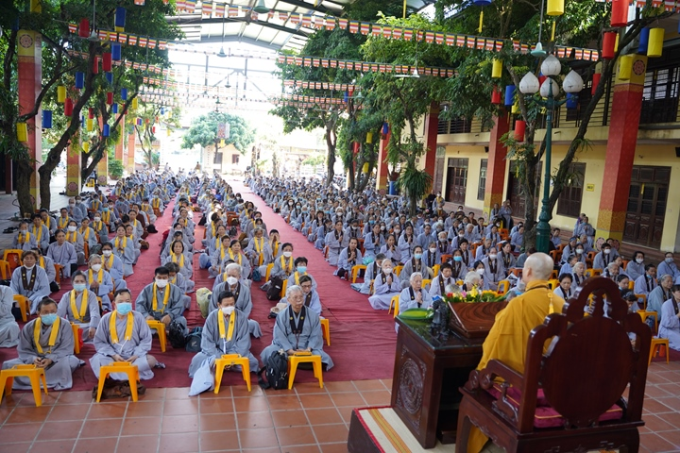 Chùa Bằng: Ngày tu bát quan tháng 8 năm Nhâm Dần 